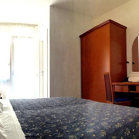 Hotel Villa Candia Lignano Sabbiadoro Dış mekan fotoğraf